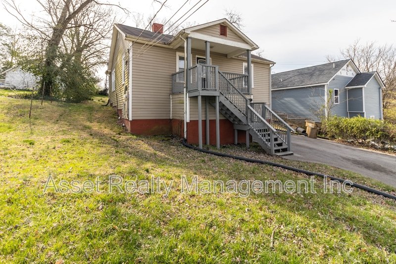 218 West Columbia Avenue property image