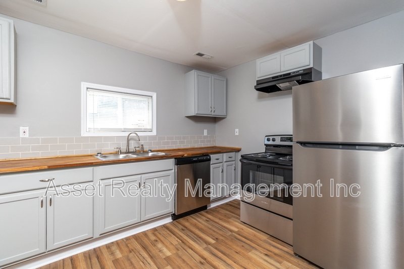 3043 East 5th Avenue - 3 property image