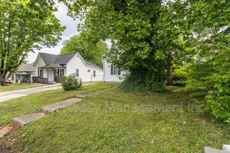 2638 Barton Dr property image