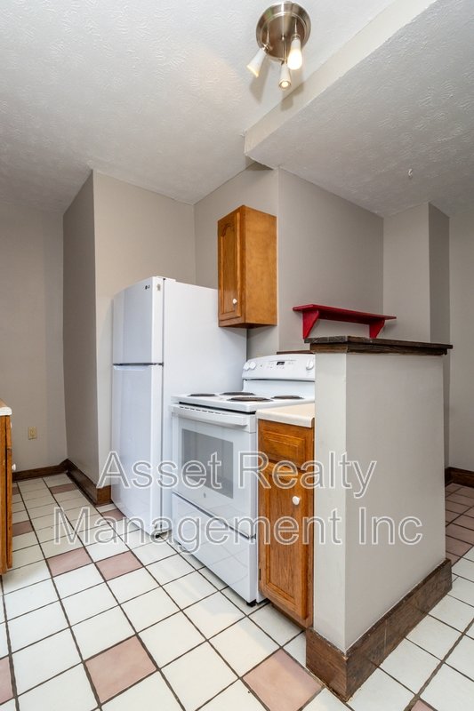 820 Luttrell Street - 1 property image