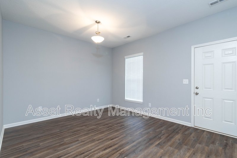 7832 Beeler Farms Ln property image