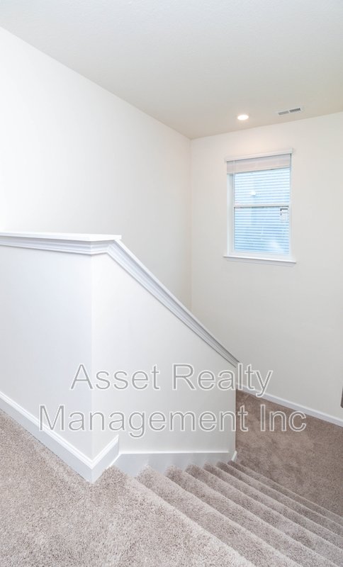 2076 Southwood Circle property image