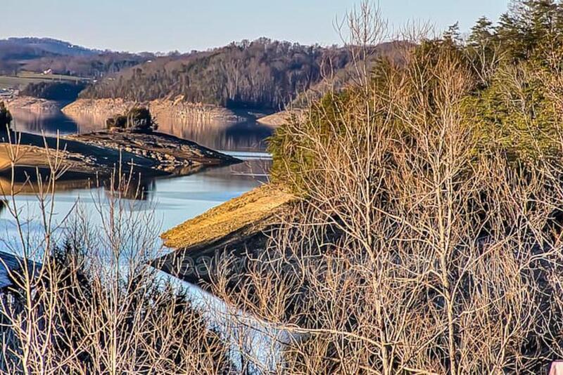 2632 Camden Way property image