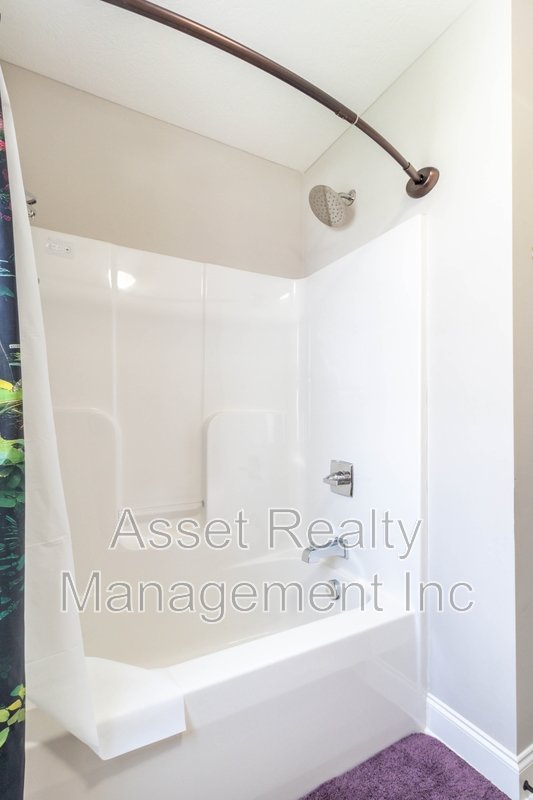 1416 Madison Oaks Road property image