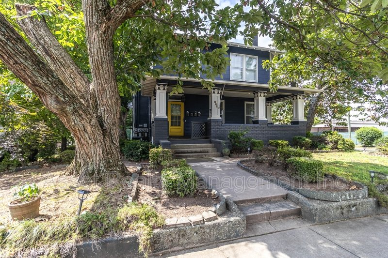 602 Caswell Avenue Apt 4 property image