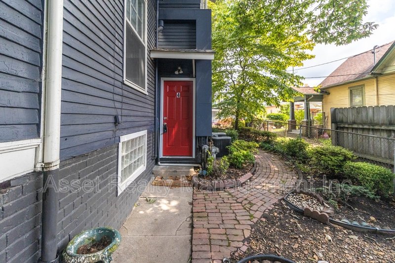 602 Caswell Avenue Apt 4 property image