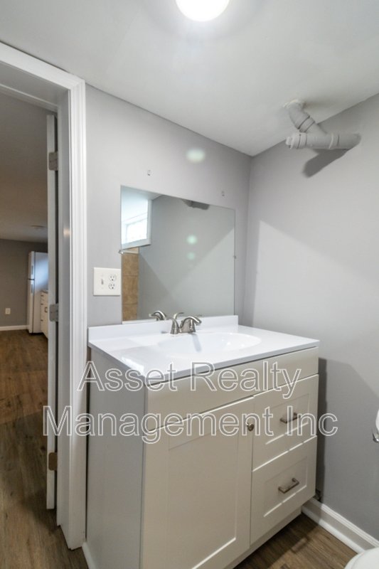 602 Caswell Avenue Apt 4 property image