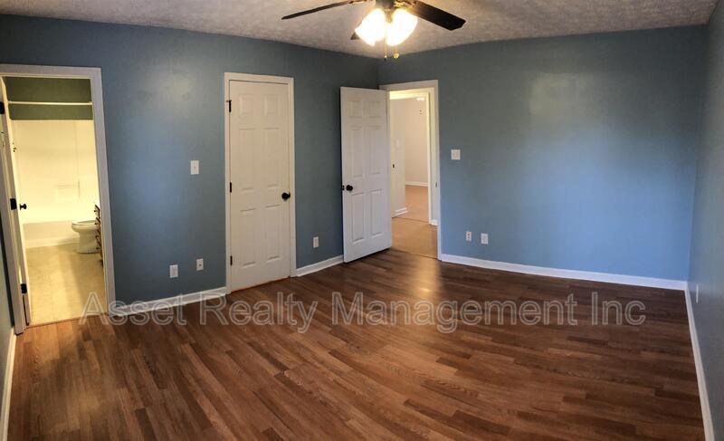 5616 Jamaica Lane property image