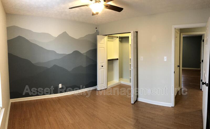 5616 Jamaica Lane property image