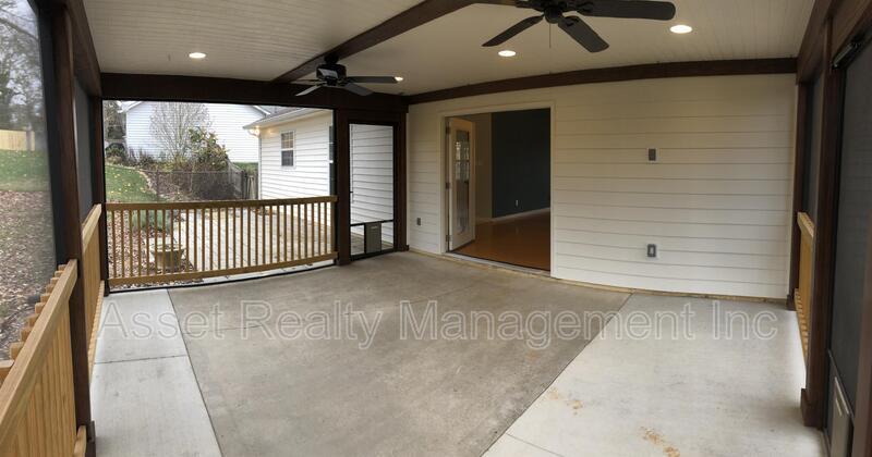 5616 Jamaica Lane property image