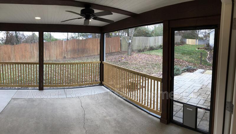 5616 Jamaica Lane property image