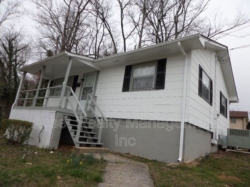 102 Utah St property image