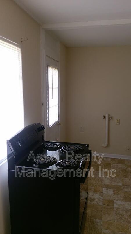 102 Utah St property image