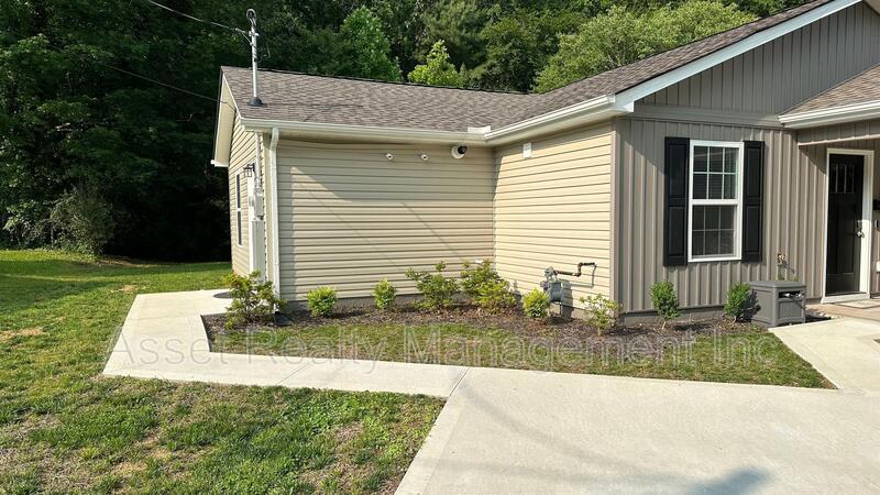 112 Bennett Lane property image