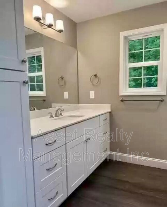 112 Bennett Lane property image