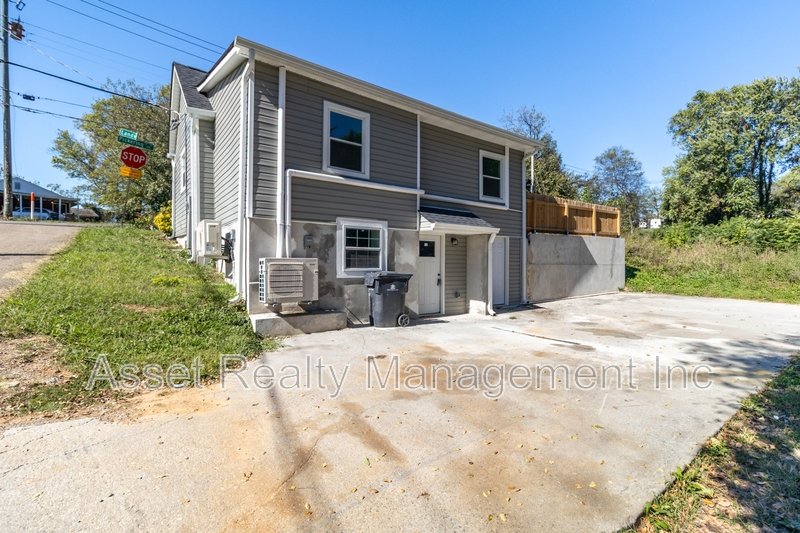 128 Pickering Street - A property image