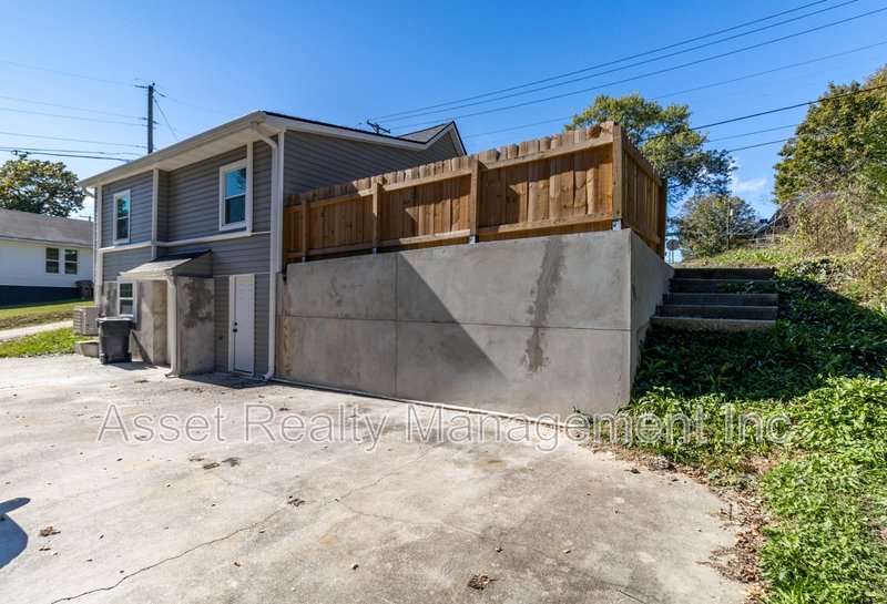 128 Pickering Street - A property image