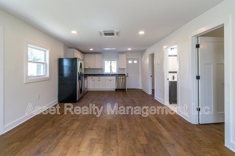 128 Pickering Street - A property image