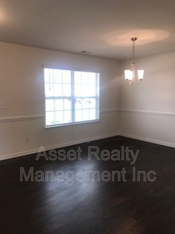 2545 Cottonwood Drive property image