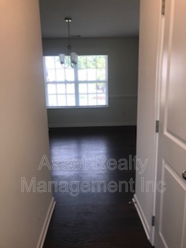 2545 Cottonwood Drive property image