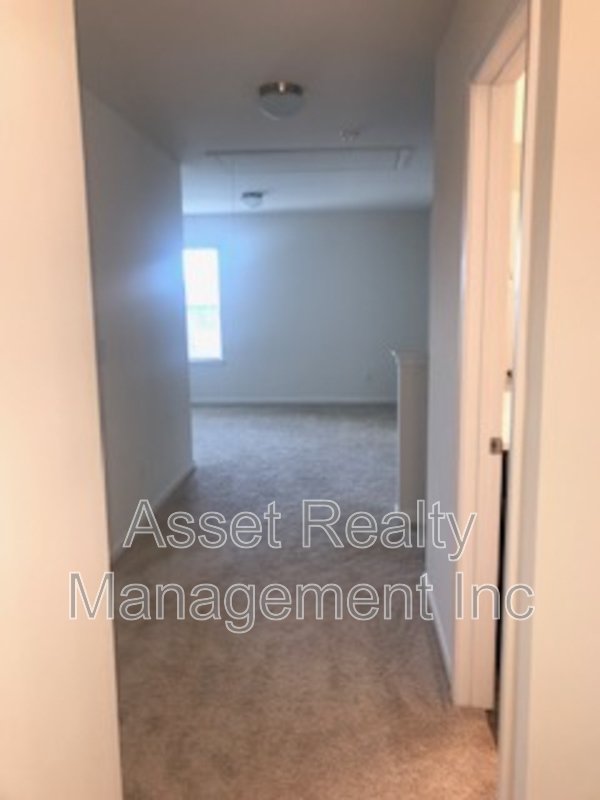 2545 Cottonwood Drive property image