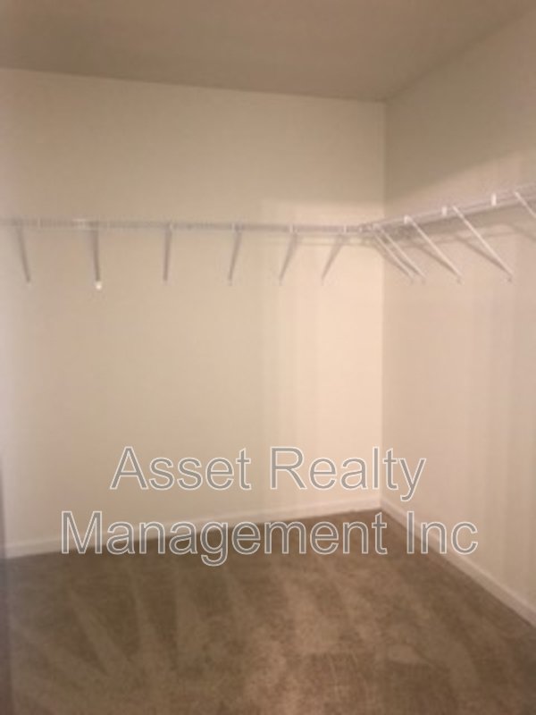 2545 Cottonwood Drive property image