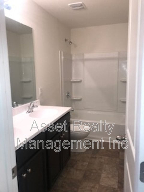 2545 Cottonwood Drive property image