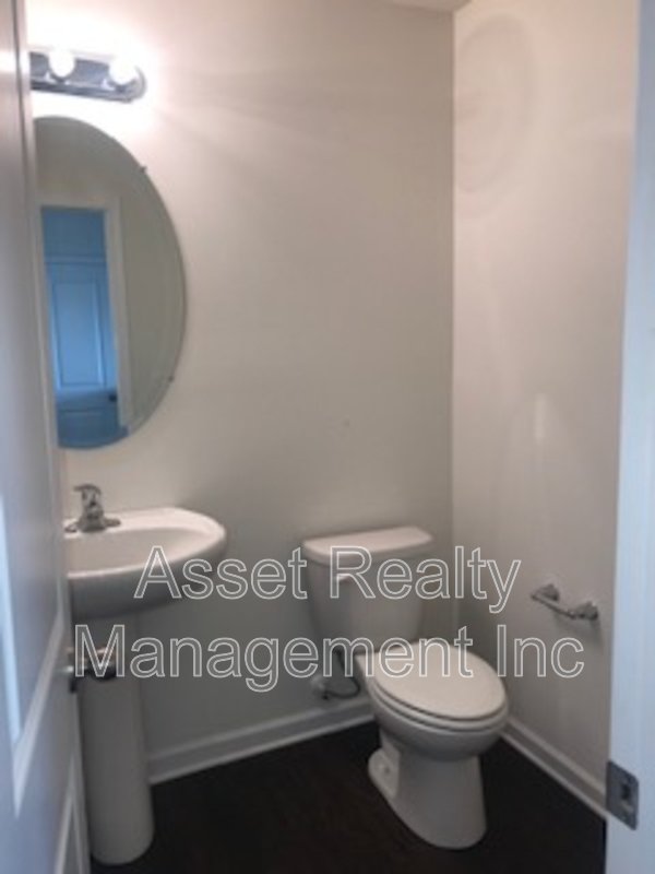 2545 Cottonwood Drive property image