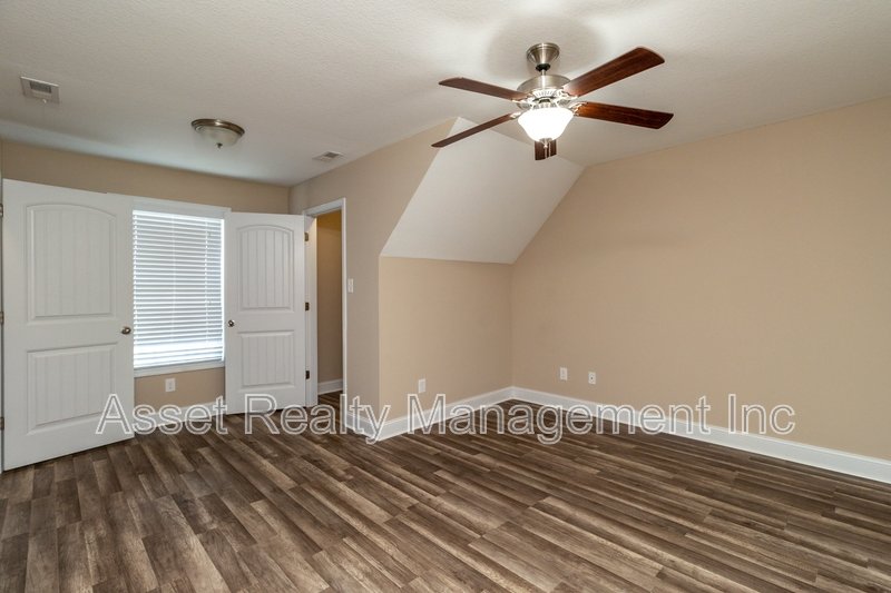 2827 Red Ellis Lane property image