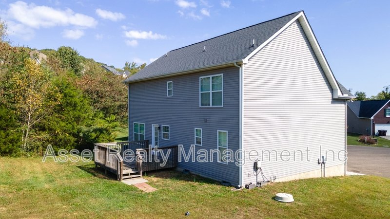 2827 Red Ellis Lane property image