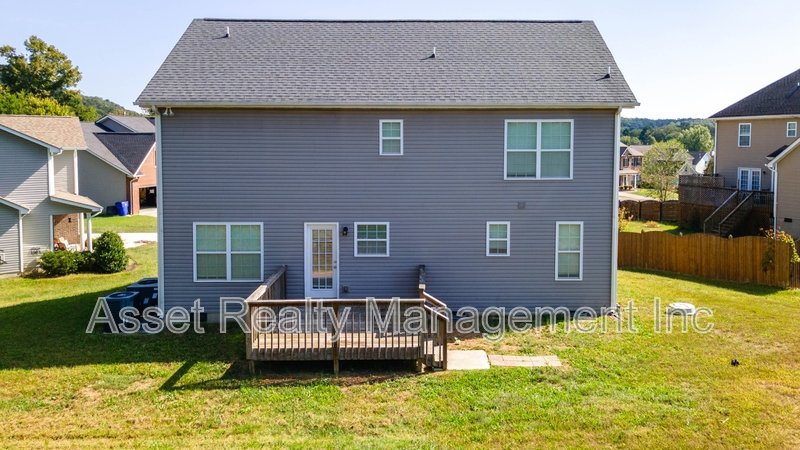 2827 Red Ellis Lane property image