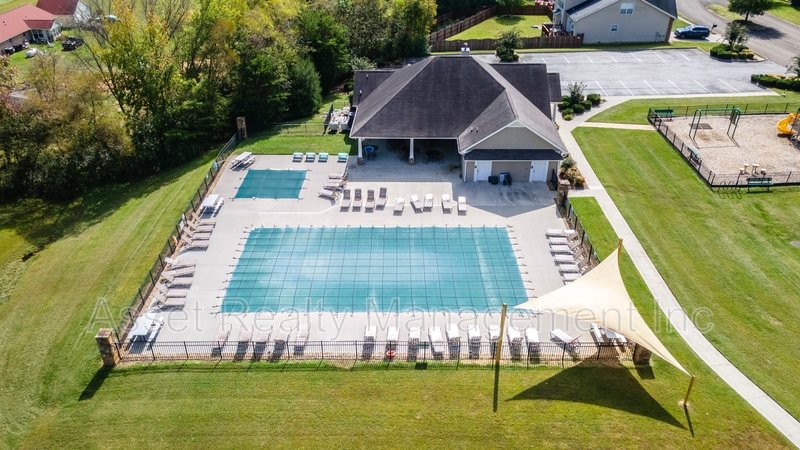 2827 Red Ellis Lane property image