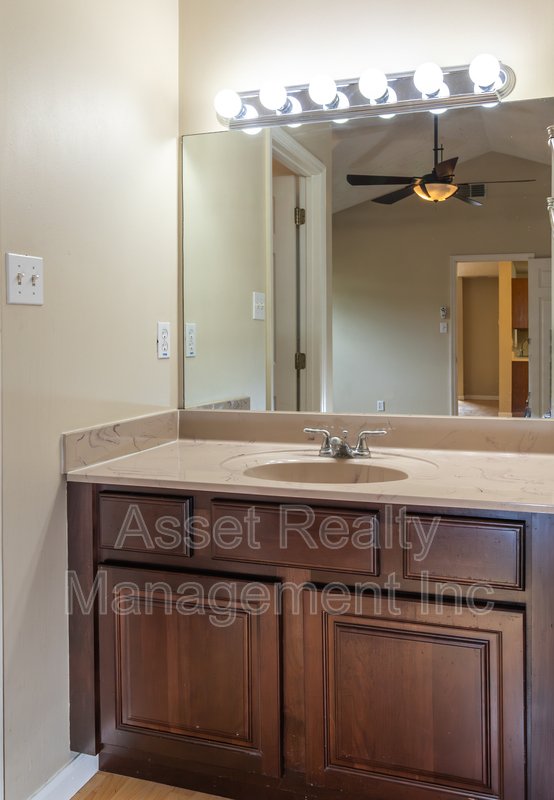 2921 Billings Way - 1 property image