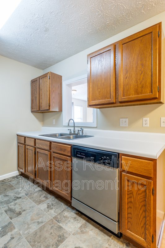 2921 Billings Way - 1 property image