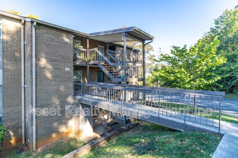 407 Canberra Drive - 407 property image