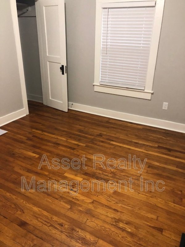 3730 Speedway Circle property image