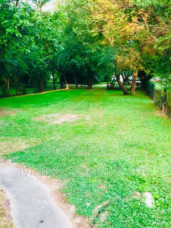 3730 Speedway Circle property image