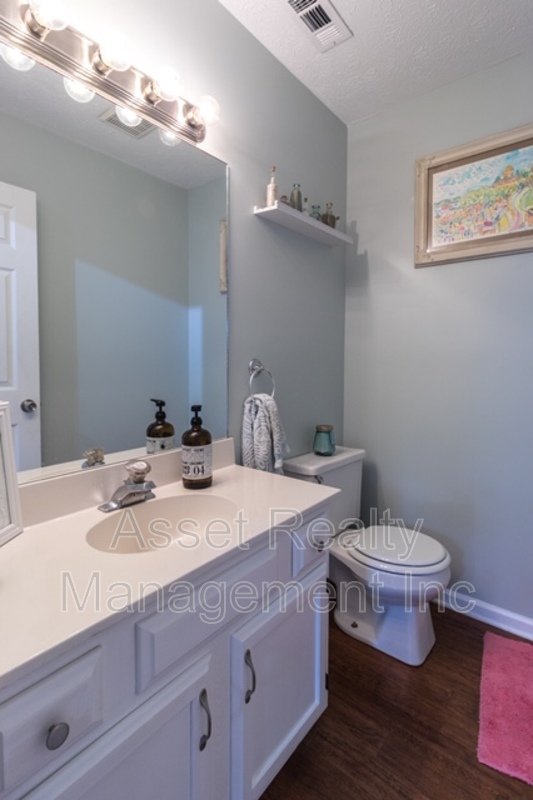 9009 Tall Timber Drive property image