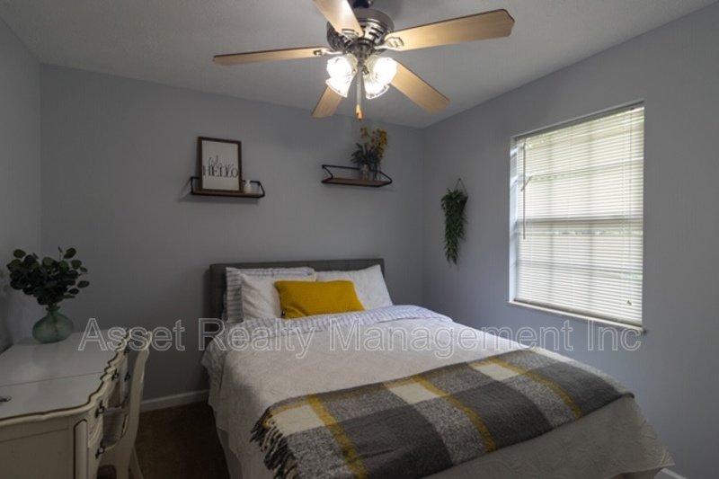 9009 Tall Timber Drive property image