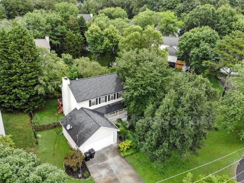 9009 Tall Timber Drive property image