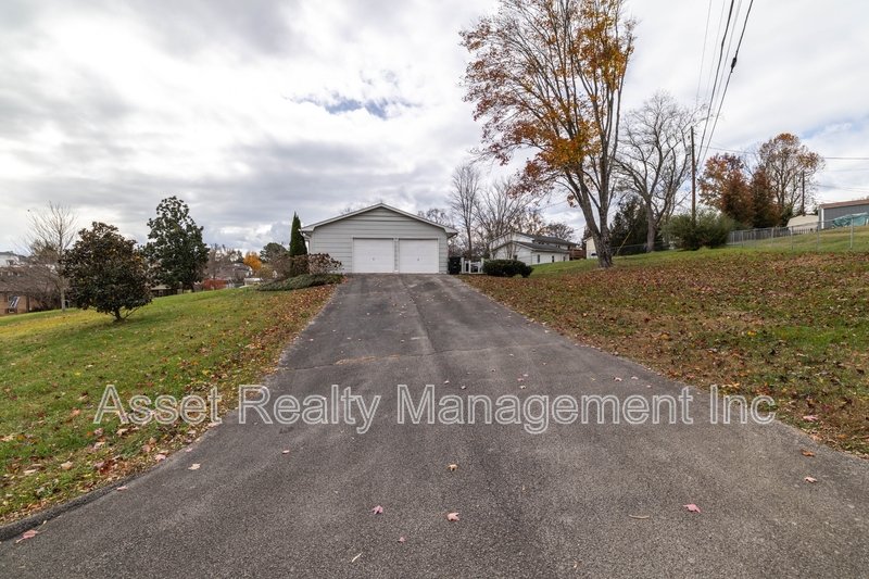 2601 Shropshire Boulevard property image