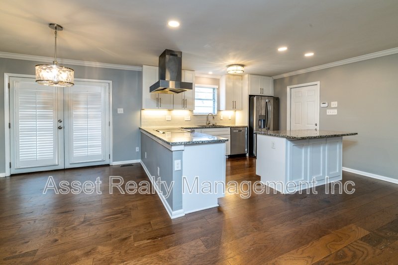2601 Shropshire Boulevard property image