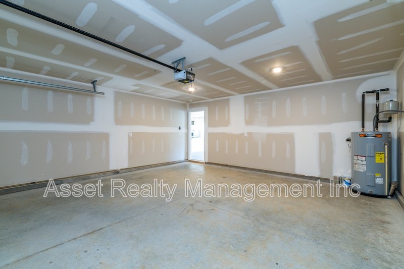 305 Aspen Dr property image