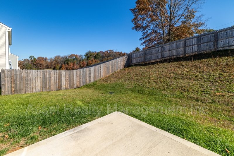 305 Aspen Dr property image