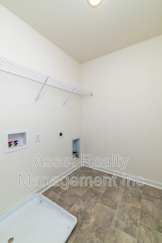 305 Aspen Dr property image