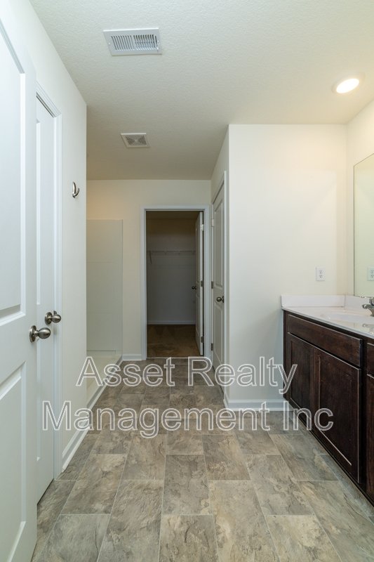 305 Aspen Dr property image