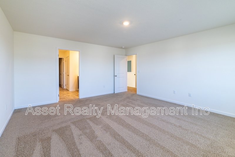 305 Aspen Dr property image