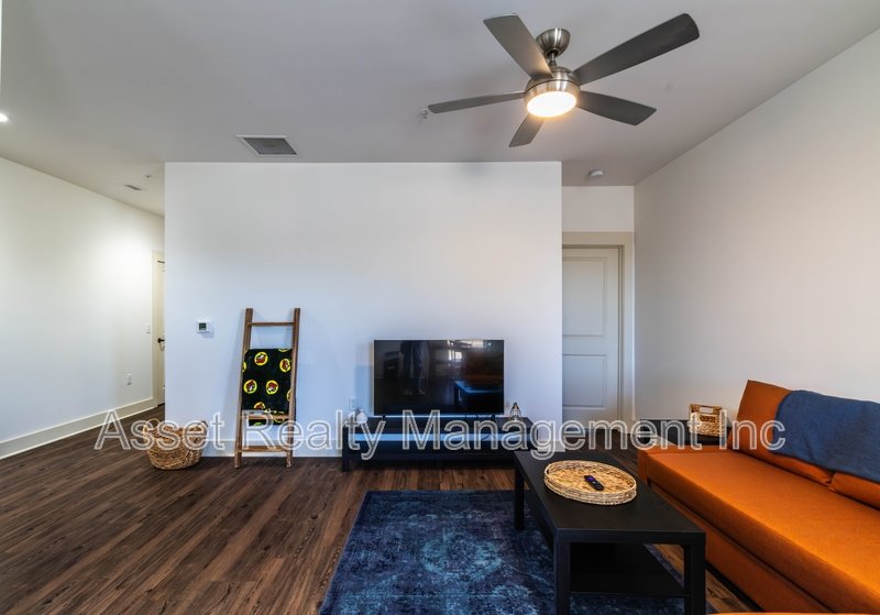 1110 Franck Street - 212 property image