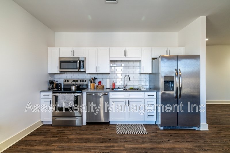 1110 Franck Street - 212 property image