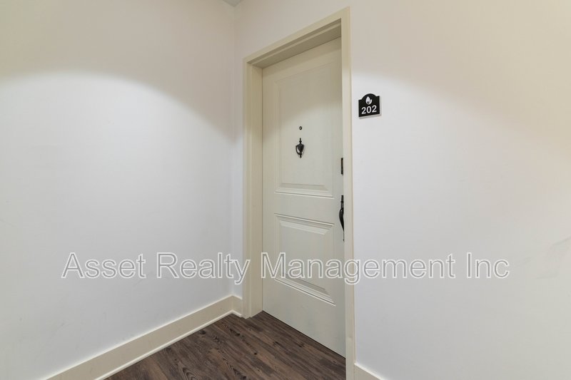 1110 Franck Street - 212 property image